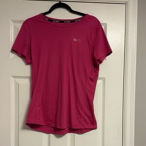 Nike Women's Fuchsia Short Sleeve Tee